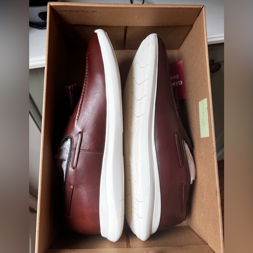 Brand new Johnston and Murphy shoes. Size 9